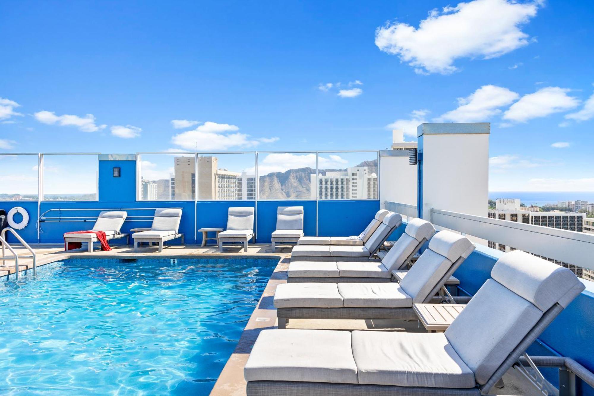 Apartment Pacific Monarch 1br With Great Ocean Views And Rooftop Pool! Honolulu